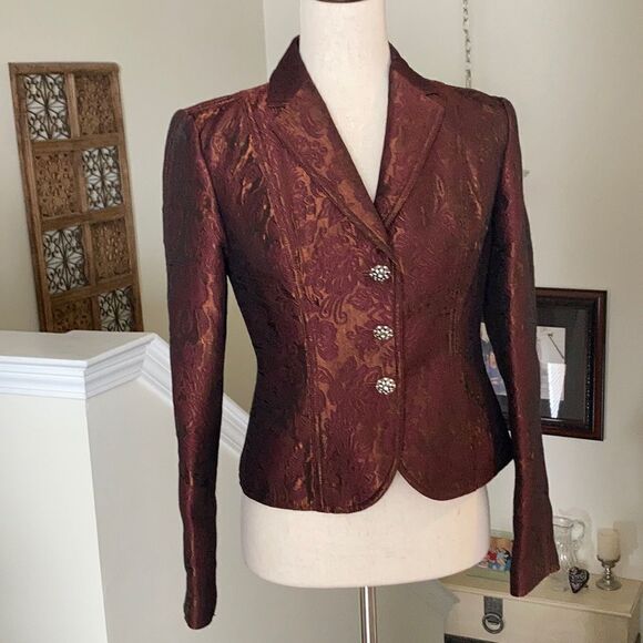 The Limited Jackets & Blazers - THE LIMITED Jacquard Blazer Wool Blend Crystal Buttons in Cranberry Sz 2 NWOT